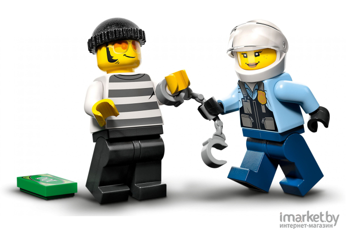 Конструктор LEGO City Полицейская погоня на байке (60392)